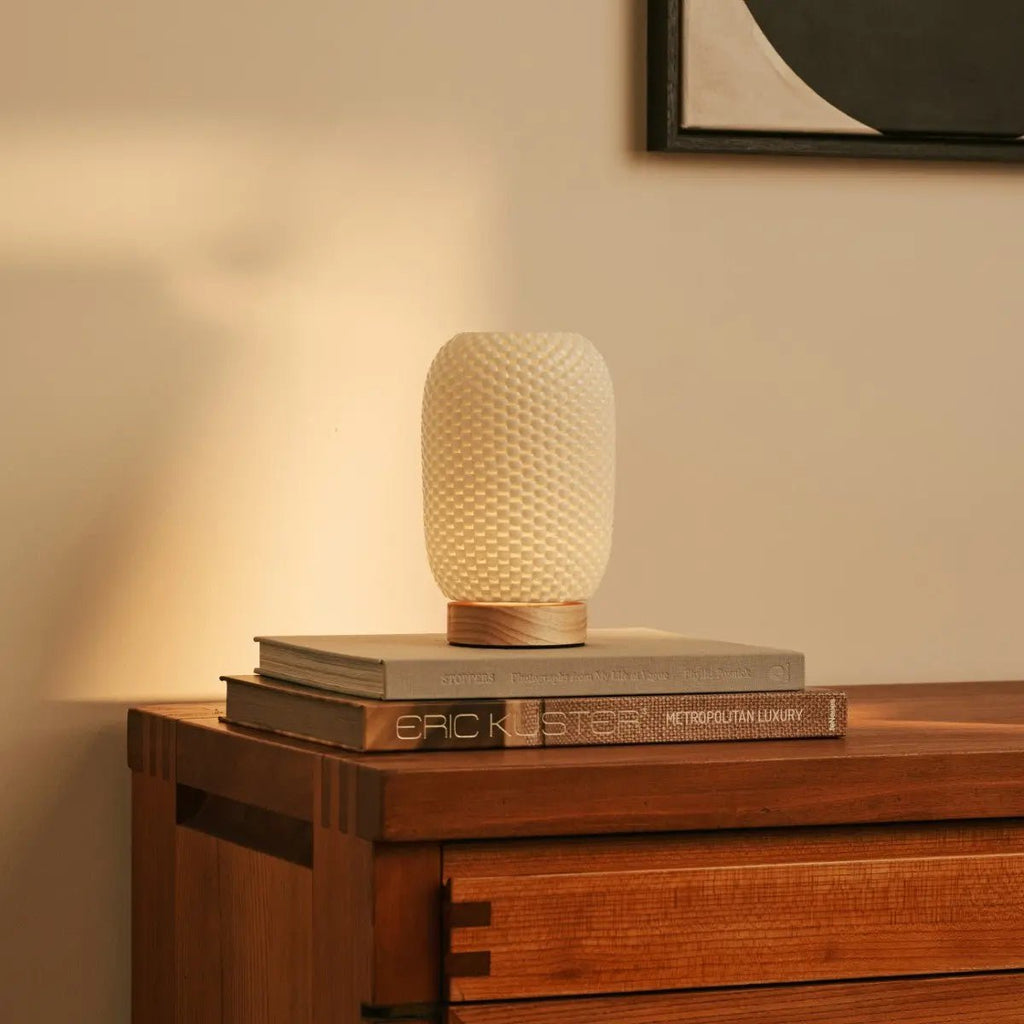 Aurora lichtbruine draadloze tafellamp in 3D-geprinte porselein-oplaadbaar, dimbaar en tot 100 uur licht