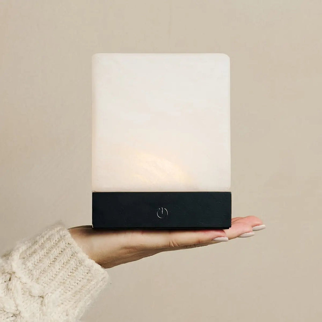 YCE Black Draadloze houten lamp met bevroren glas-oplaadbare, dimbare, 100-uur batterij