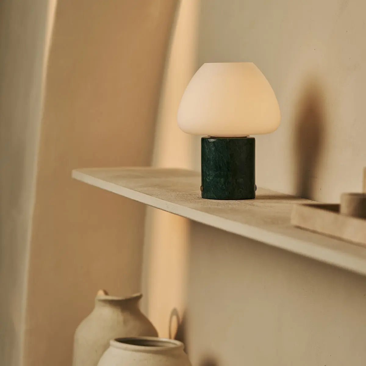 OSTADE GREEN / VERDE ALPI - Unieke marmeren oplaadbare tafellamp met 3 lichte kleuren en dimfunctie