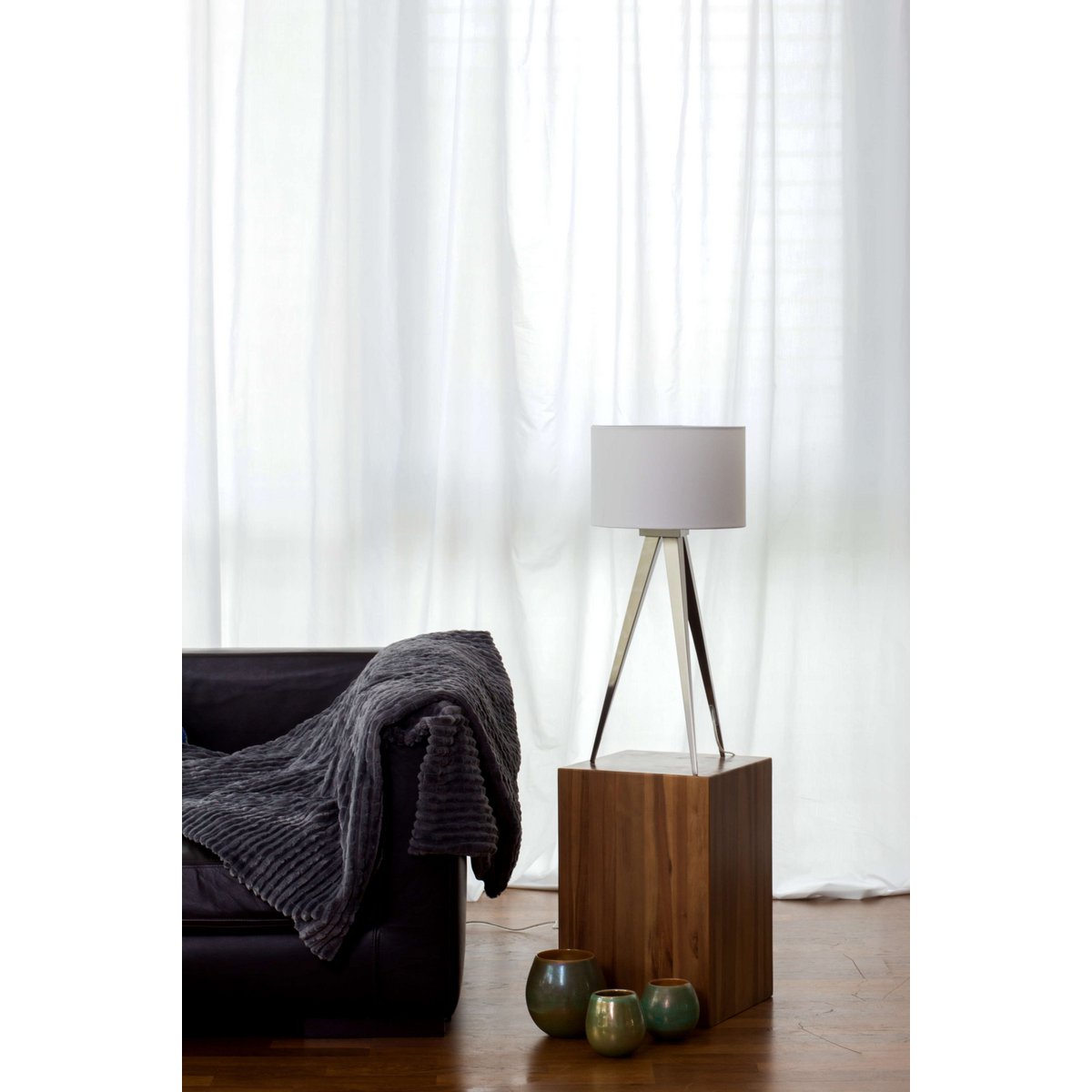 Liv · Driepoot vloerlamp