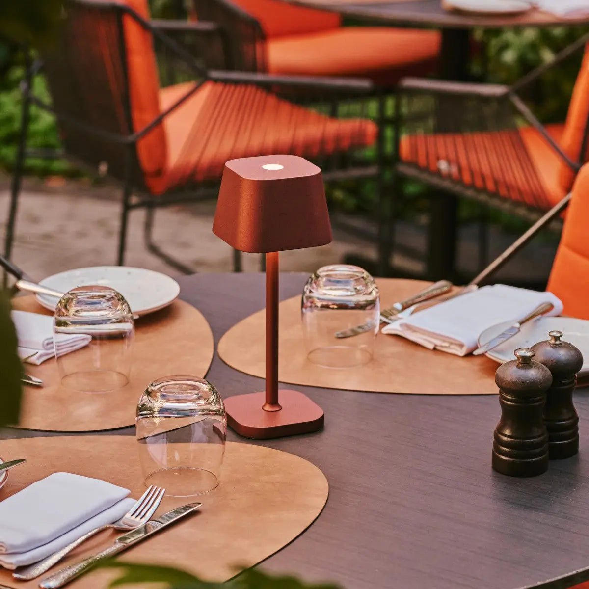 Ava Bronze - Oplaadbare tafellamp | Stijlvol, draadloos en dimbaar