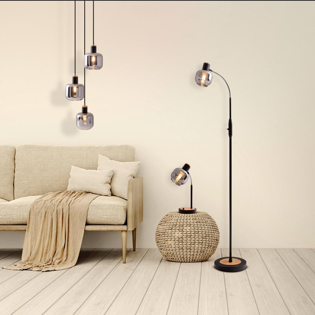 Liv · Metalen vloerlamp — zwart