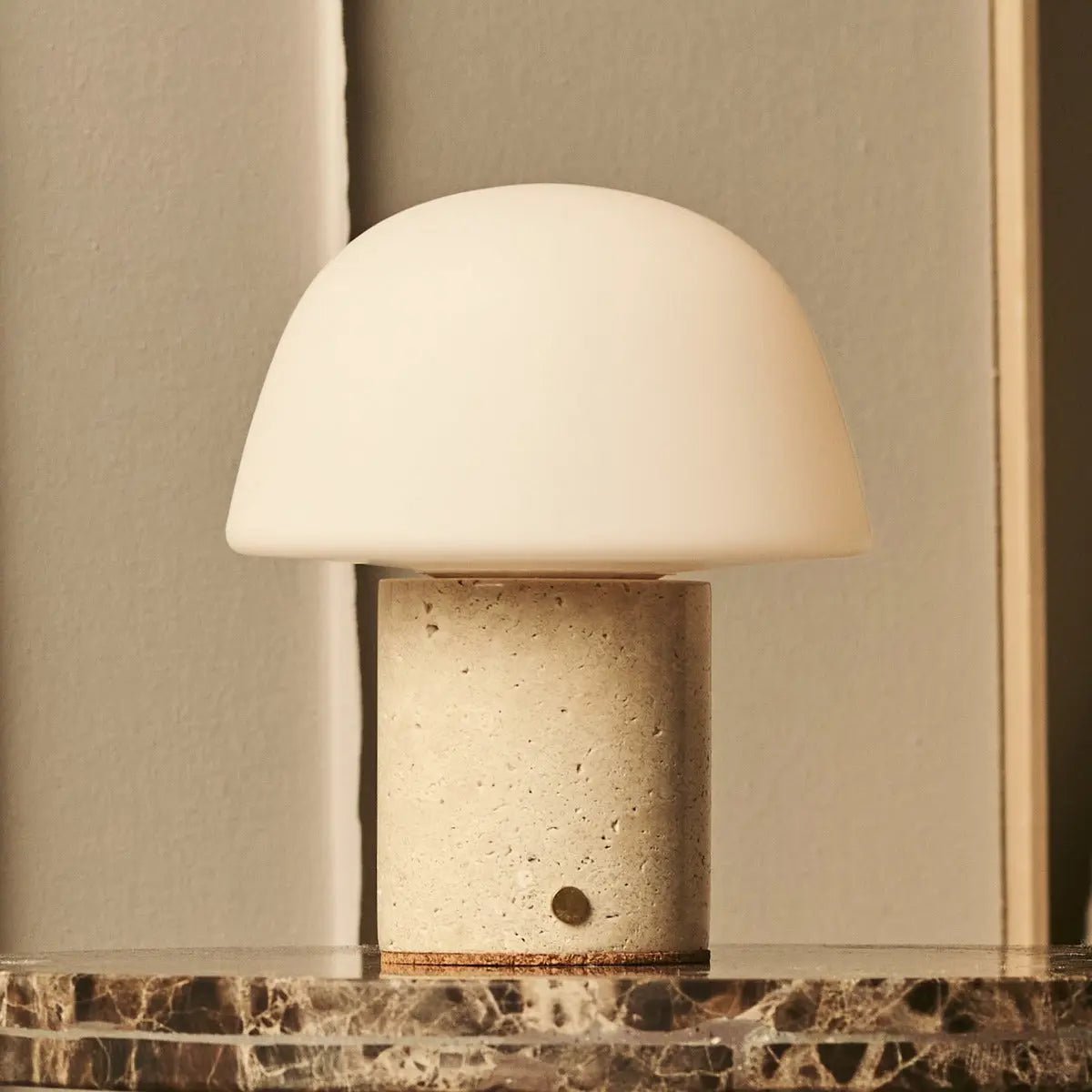 Maes Beige / Travertino Classico - Elegante travertijn oplaadbare tafellamp, tot 100 uur verlichting, stijlvol en functioneel