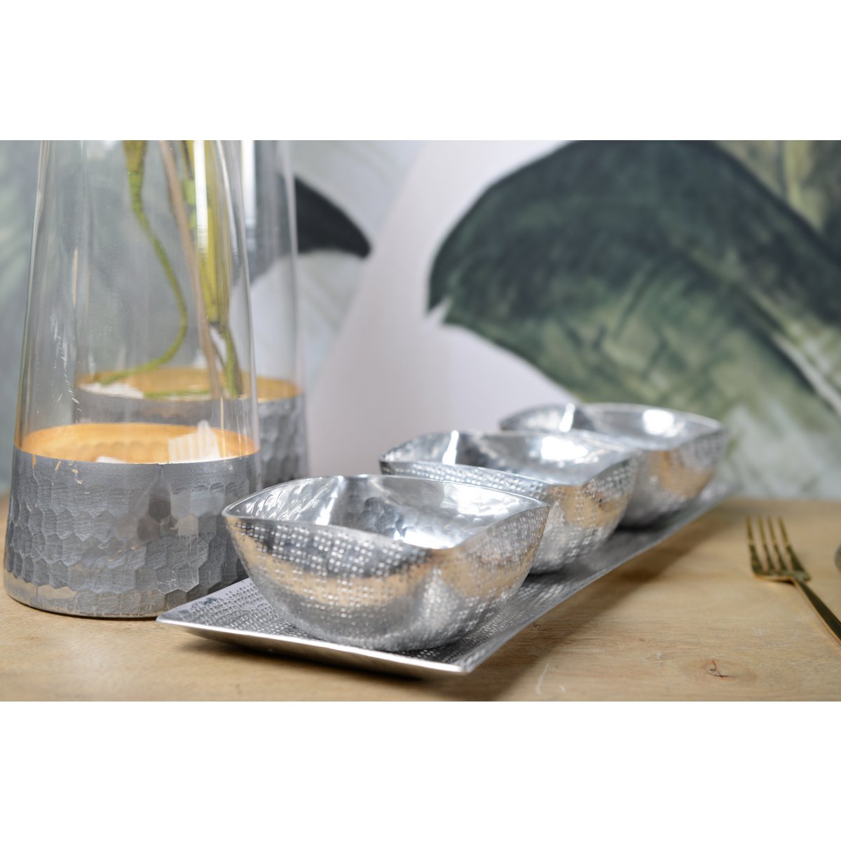 Set van 3 kopjes op aluminium plaat