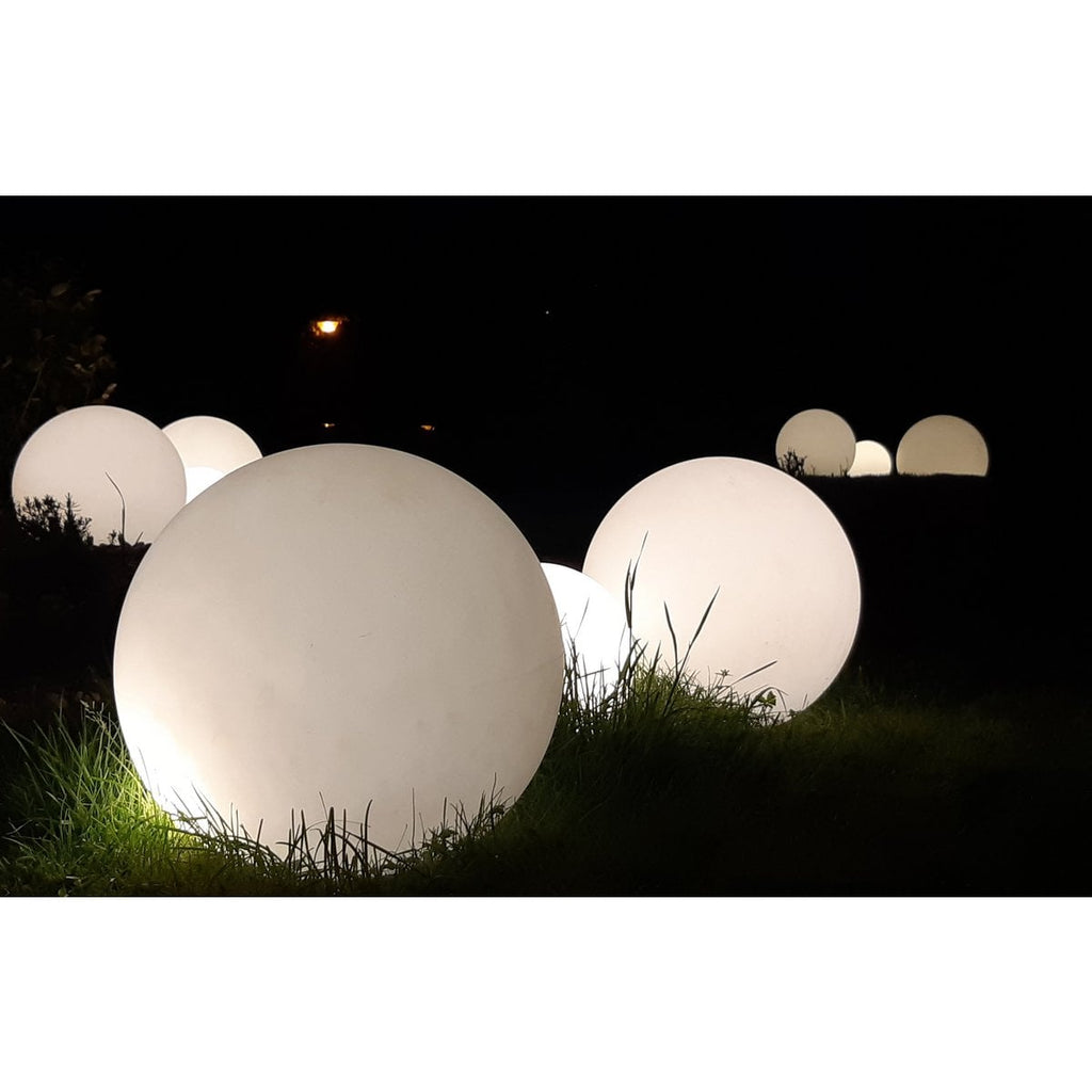 Buiten de Spitical Spit "Ball" D: 30 cm, voor buiten, plastic aarde spies, wit, E27, - Wegelettes