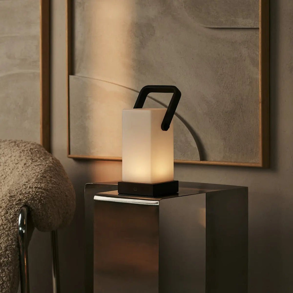 Harper Donkerbruine Houten Lamp – Snoerloze Oplaadbare Tafellamp met Handvat