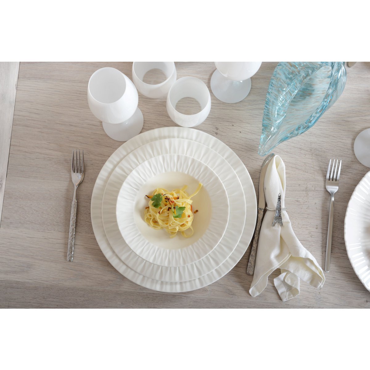 Witte holle plaat Lilia 20.3x20.3x4.3cm