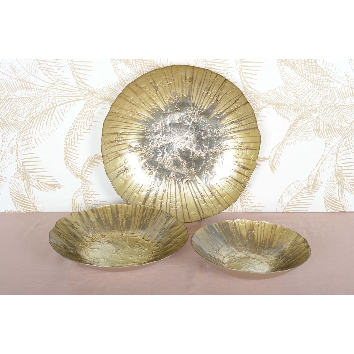 Gemiddeld oude gouden decoratief gesneden model 40 cm