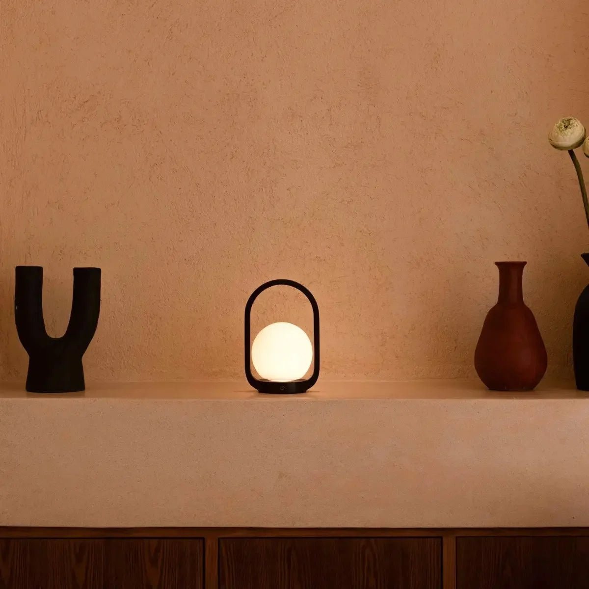 Skye Donkerbruine Houten Snoerloze Lamp | Oplaadbaar en dimbaar ontwerp