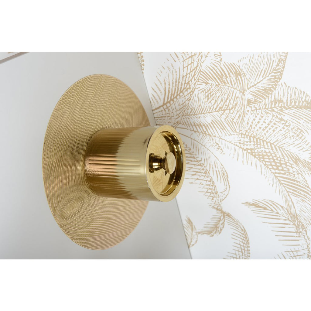 Gouden ijsemmer met geribbeld patroon