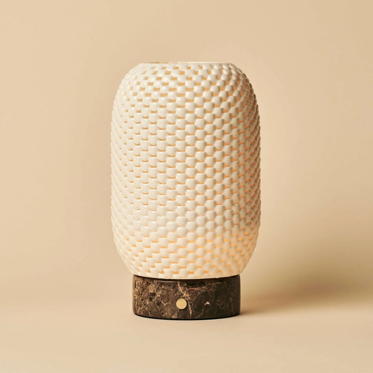 Aurora marmeren draadloze tafellamp in 3D-geprinte porselein-oplaadbaar, dimbaar en tot 100 uur licht