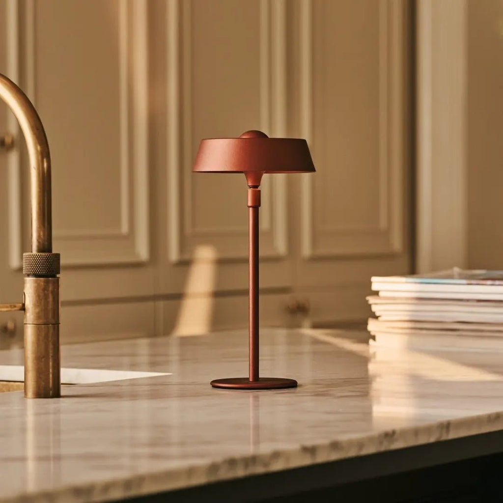 Luca Bronze - USB -oplaadbare lamp L Minimalistisch, speels en dimpelbaar