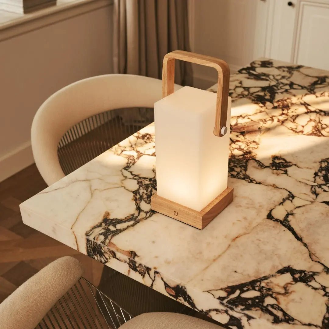 Harper lichtbruine houten lamp – draadloze oplaadbare tafellamp met handvat