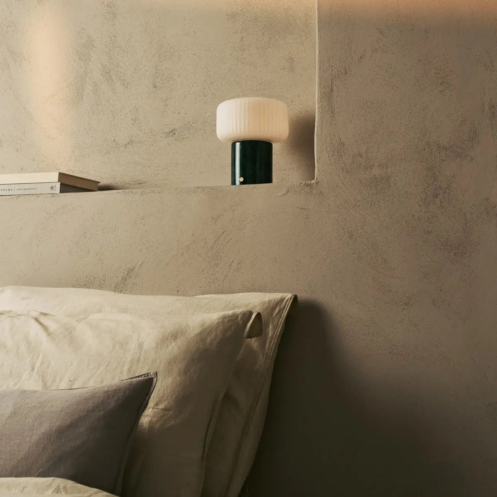 Renoir Black / Nero Marquina - Marmeren oplaadbare tafellamp - draadloos, USB -oplaadbaar en tot 100 uur verlichting