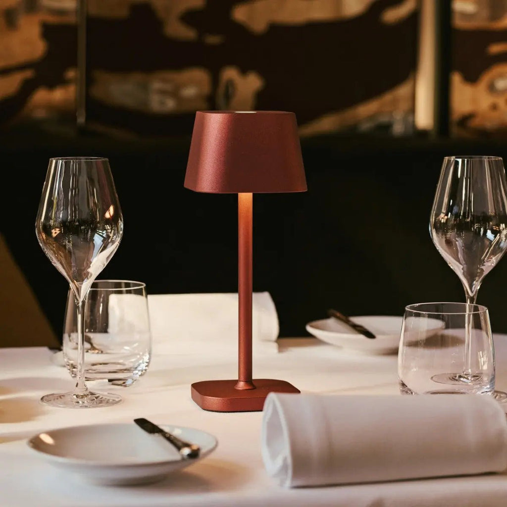 Ava Bronze - Oplaadbare tafellamp | Stijlvol, draadloos en dimbaar