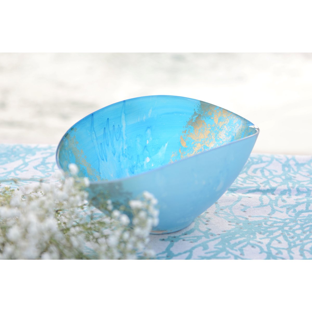 Blauwe en gouden ovaal gesneden 26.5x14.3x11.5 cm