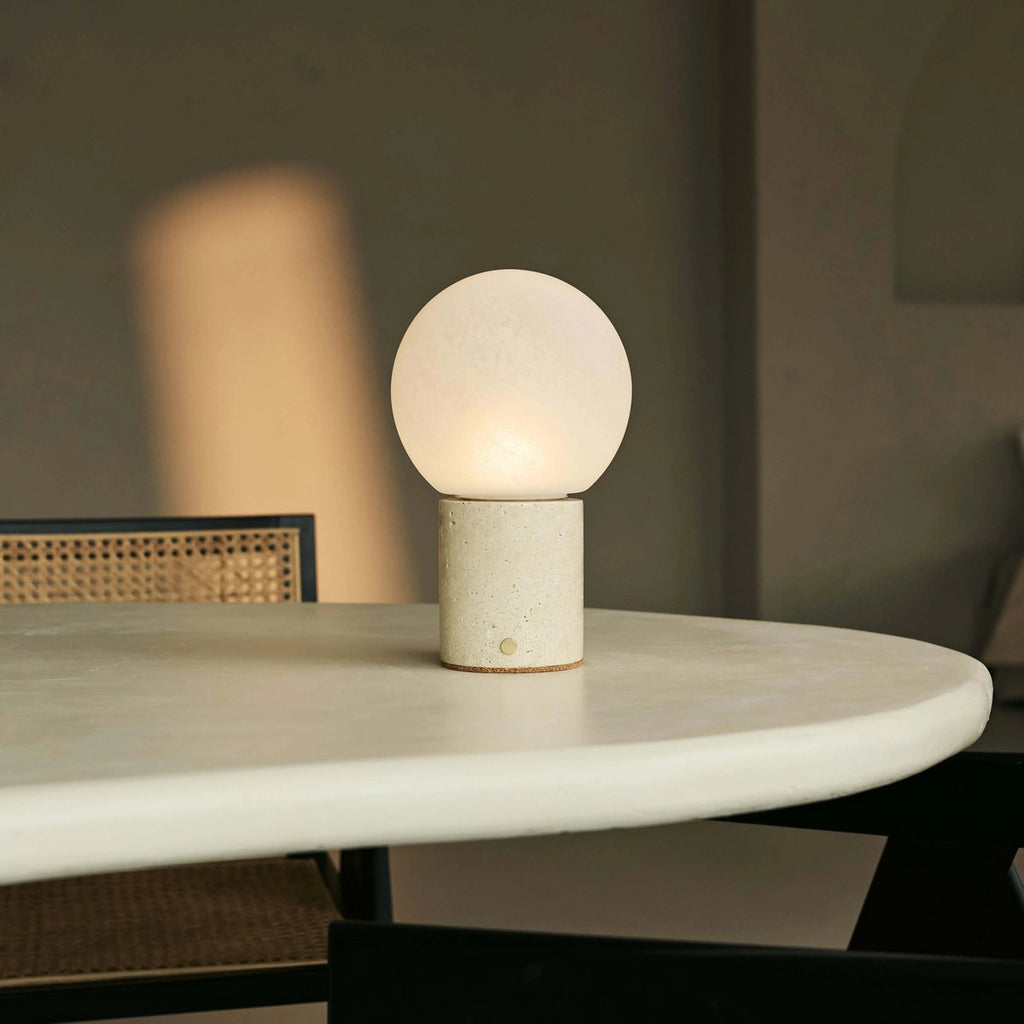 Metsu Beige / Travertino Classico - Classic Travertine Oplaadbare tafellamp met 3 lichte kleuren en dimfunctie