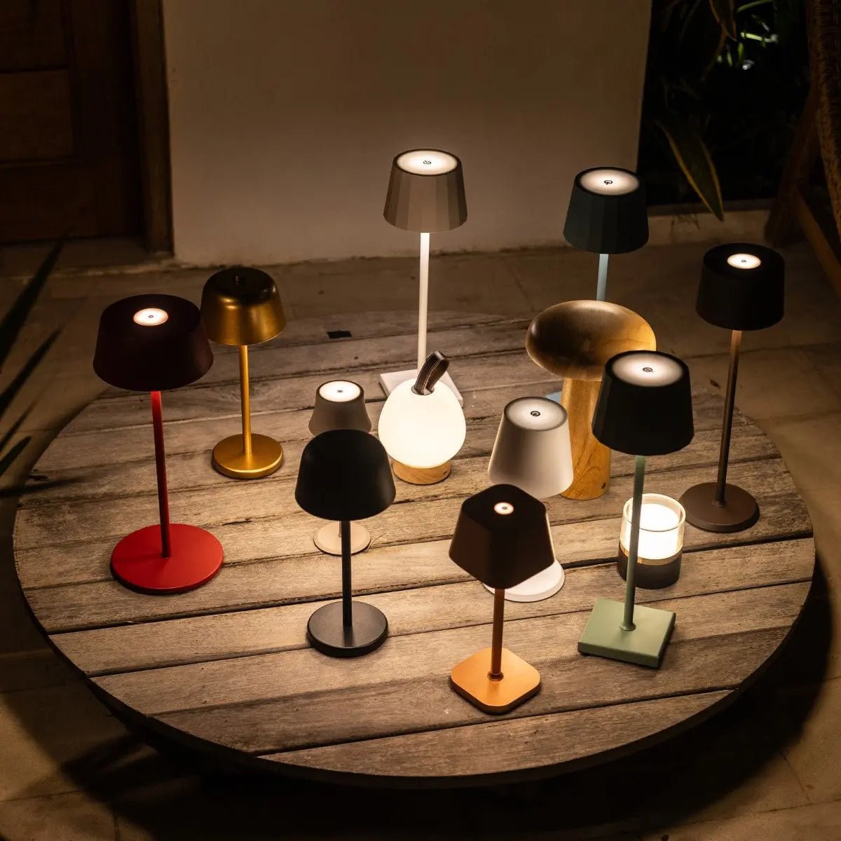 De pijp mini muis grijs oplaadbare tafellamp - draadloos opladen, dimbare lamp en 3 lichte kleuren