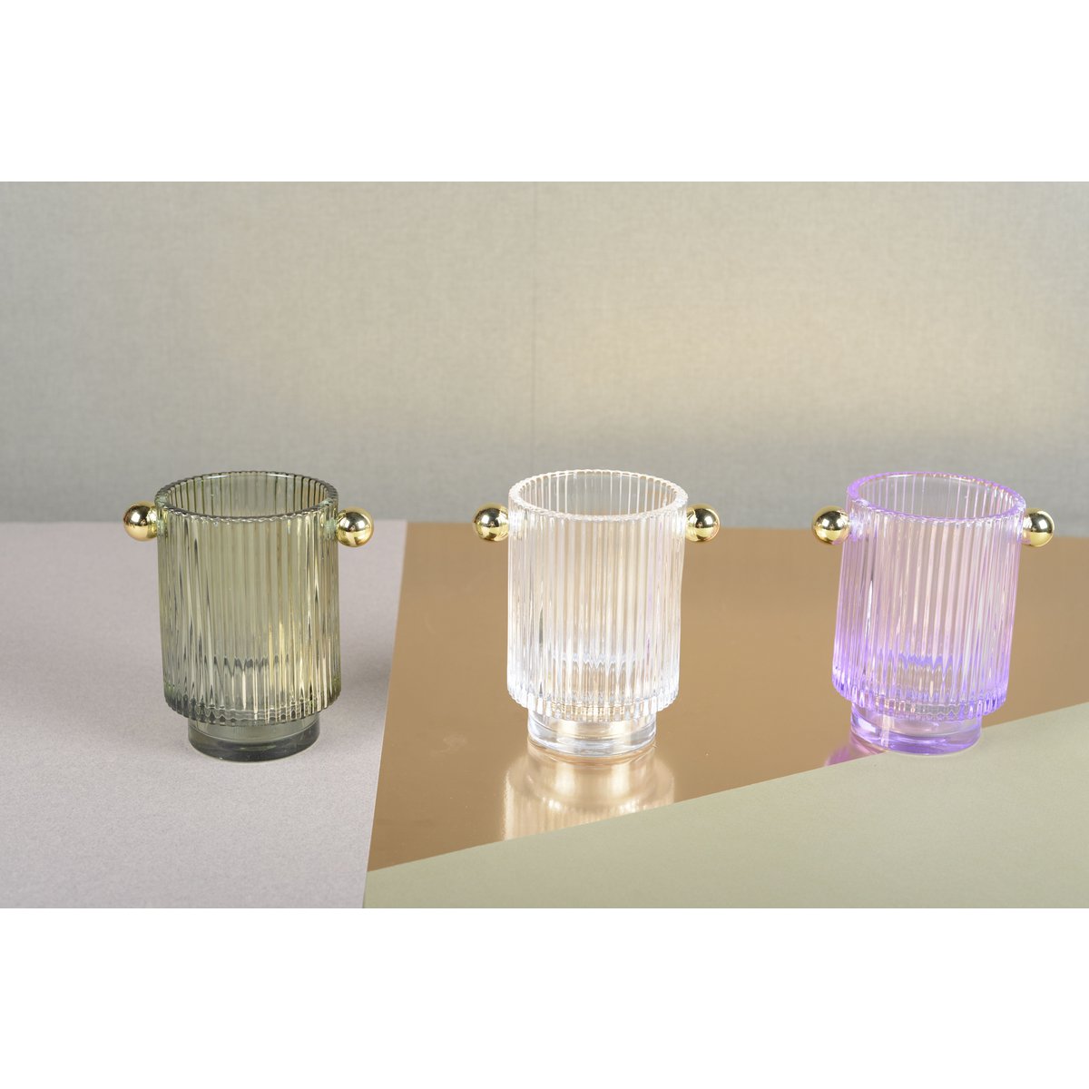 3 -Gekleurde kandelaars 8,8x12.5x13cm - veel 3