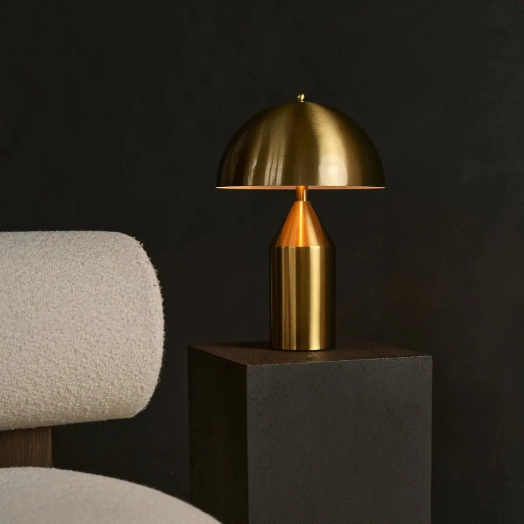 Otto Gold Dressoir Lamp – Stijlvolle metalen tafellamp voor elke kamer