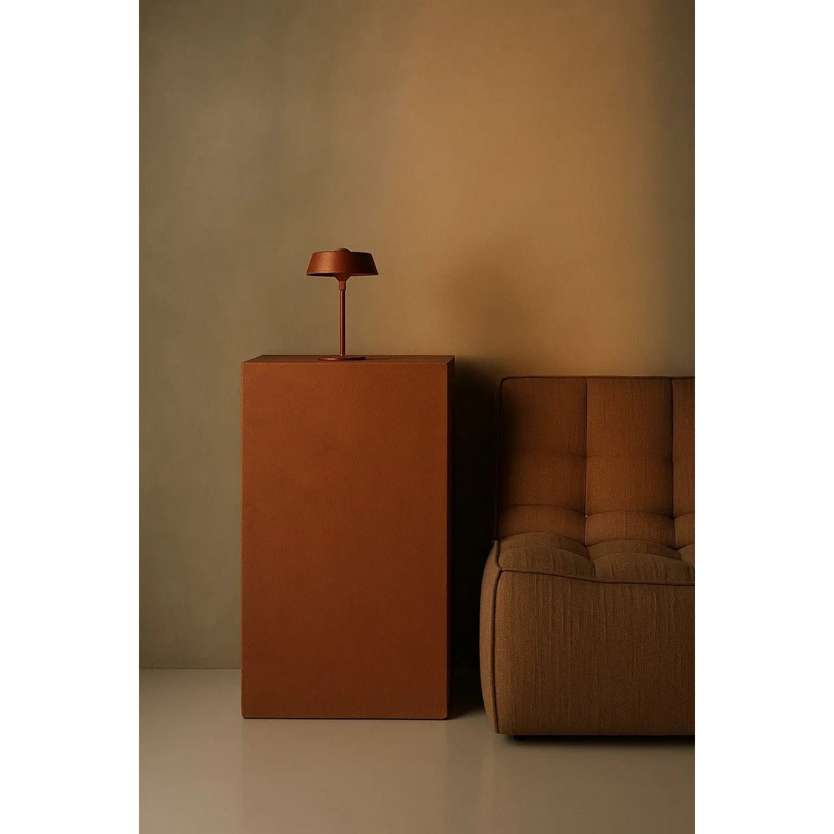 Luca Bronze - USB -oplaadbare lamp L Minimalistisch, speels en dimpelbaar