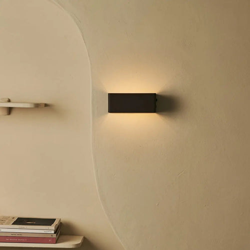 Tessa Mocha Bruin Draadloze wandlamp inclusief afstandsbediening, 20 lichtmodi, dimable, magnetisch suspensiesysteem en met bewegingssensor