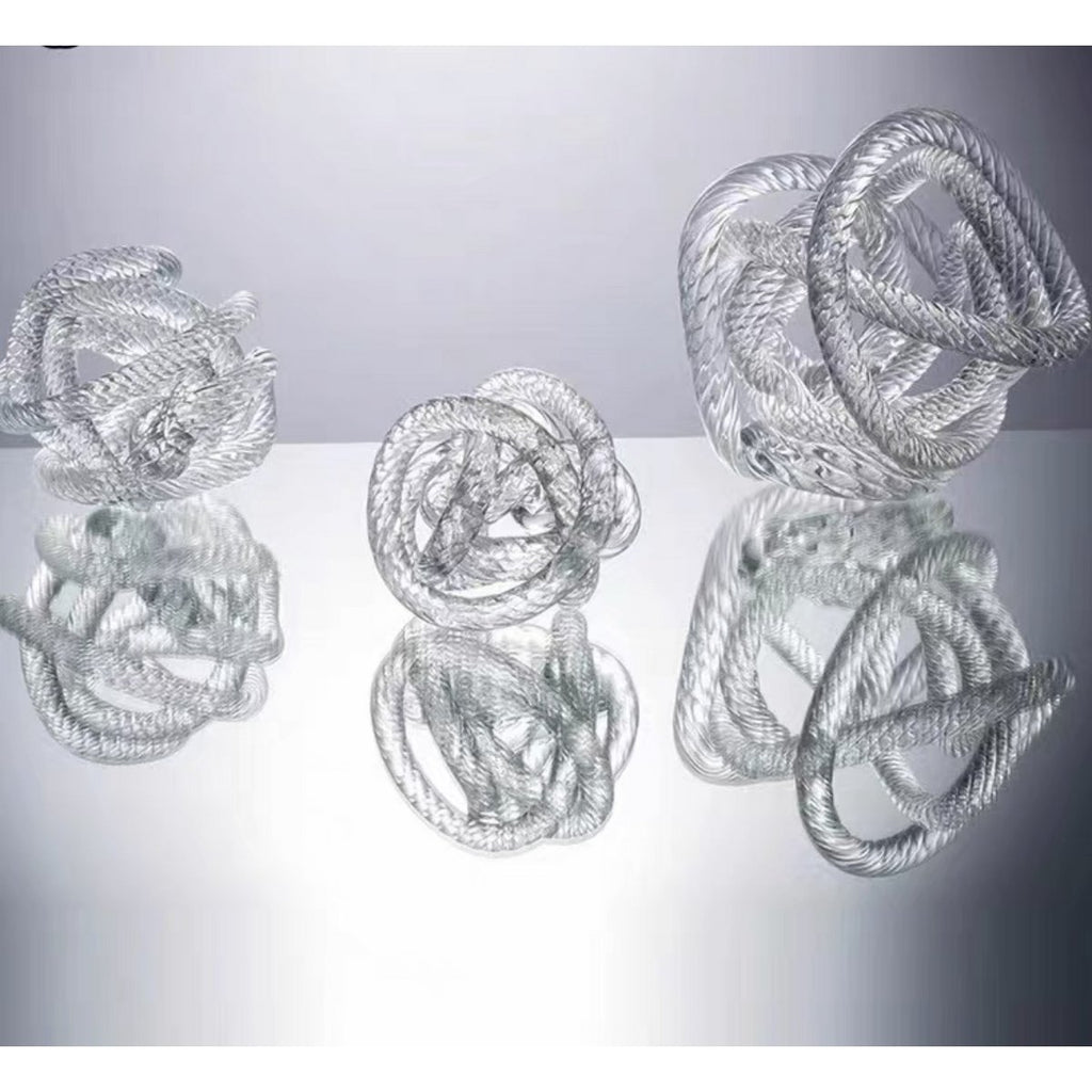 Middelgrote geknoopte glazen sculptuur (M) Diameter: 15 cm