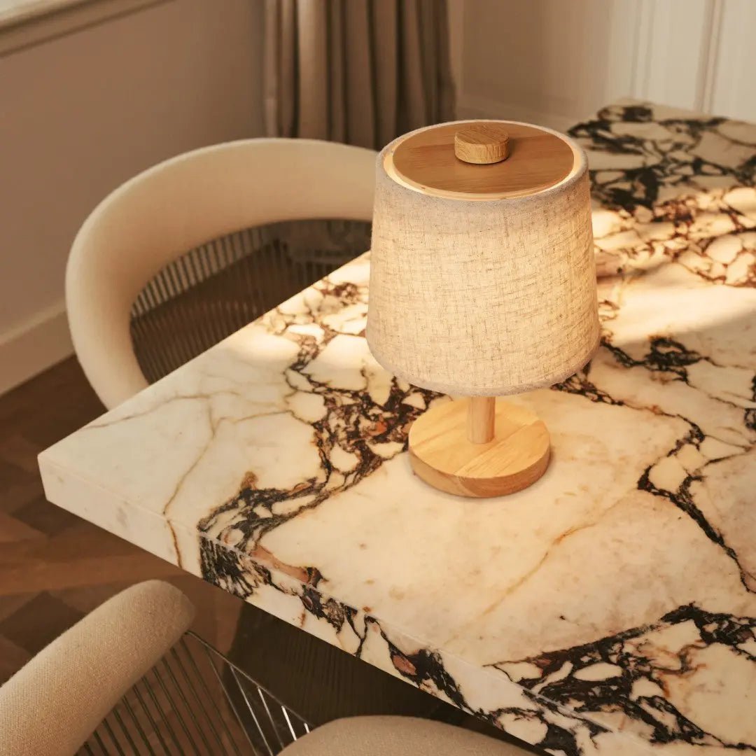 Rover Lichtbruine Houten Oplaadbare Lamp | Snoerloos, dimbaar met stoffen kap