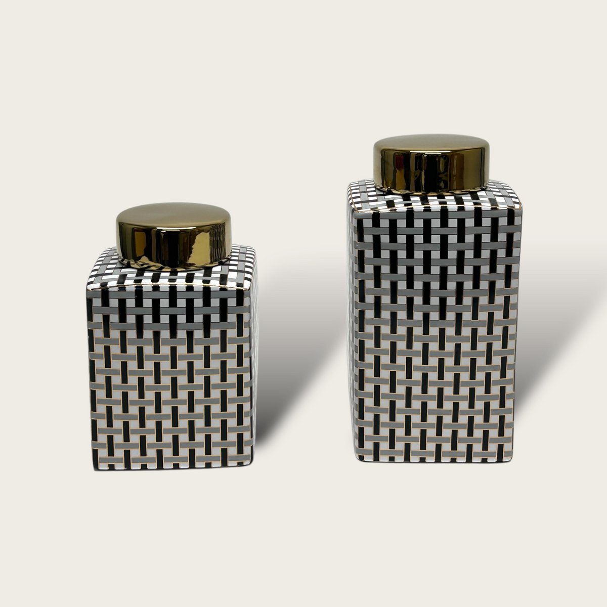 Gouden busje met deksel