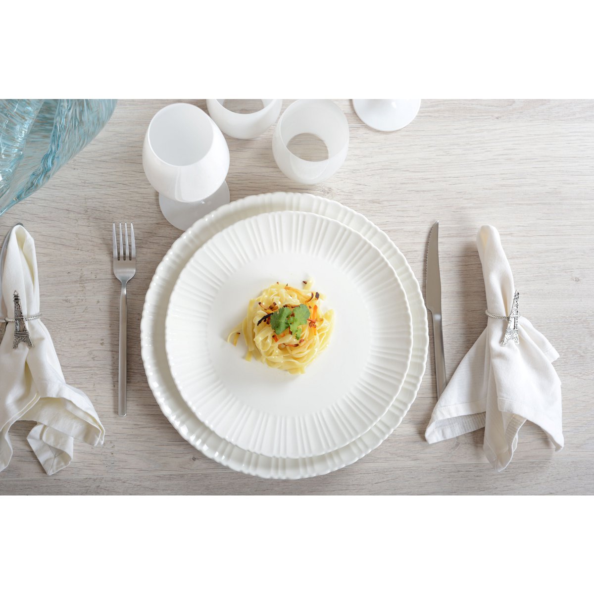 Assiette Plate Blanche Flora 26.6x26.6x2cm