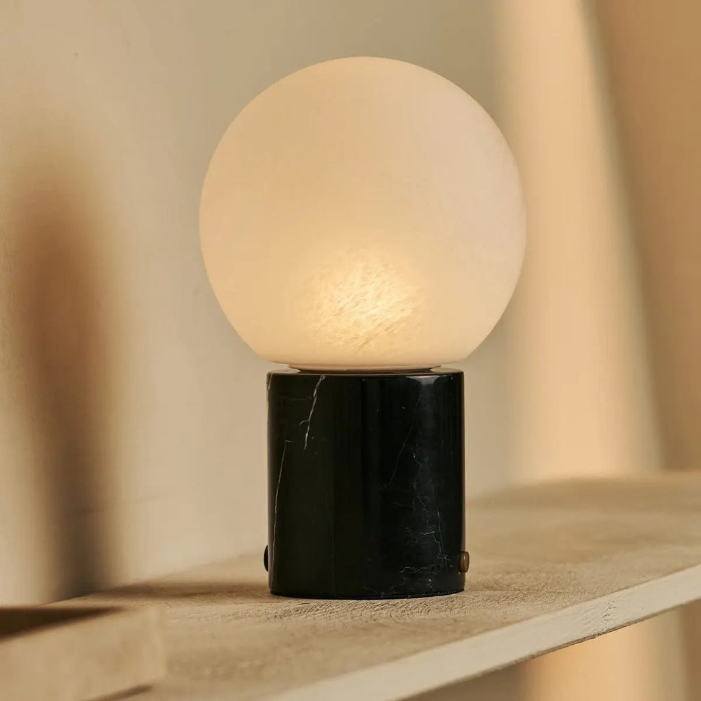 Metsu Black / Nero Marquina - Classic Marmeren oplaadbare tafellamp met 3 lichte kleuren en dimfunctie