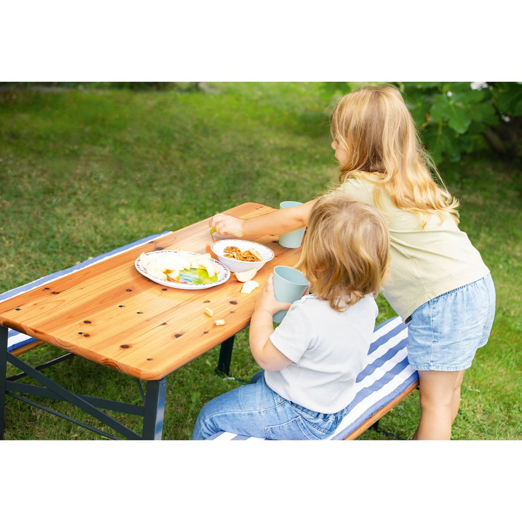 Kinderbank en tafel ingesteld voor buitenfestiviteiten "SEPP", 3 delen